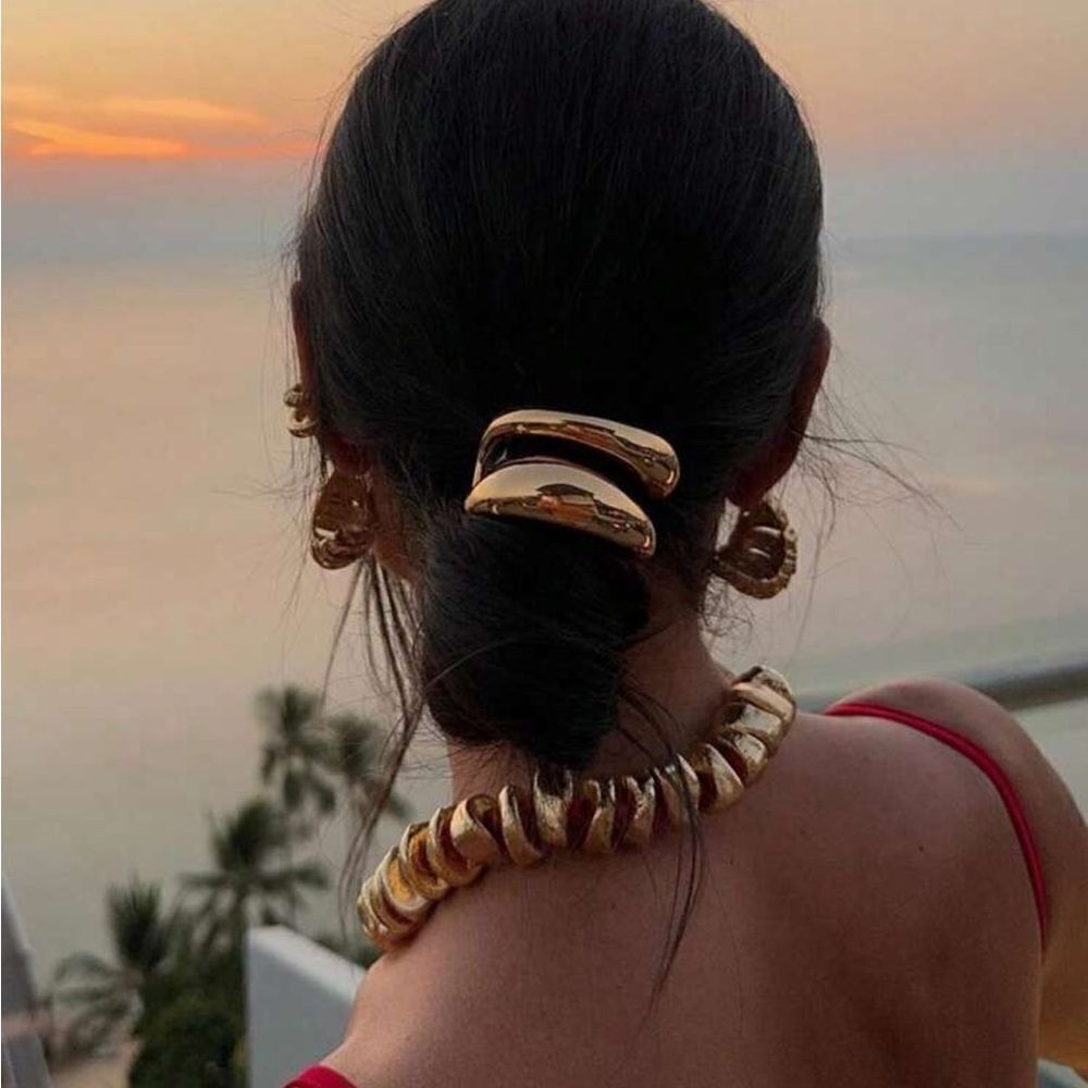 Minimalist gold hair tie M460